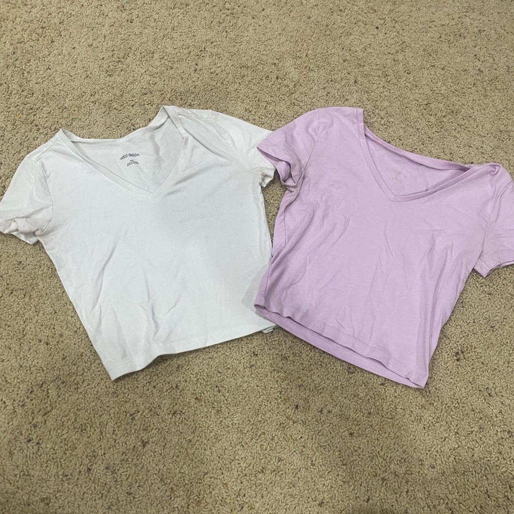 Wild Fable XS V Neck Crop Tee Bundle White Lavender Basic T Shirt